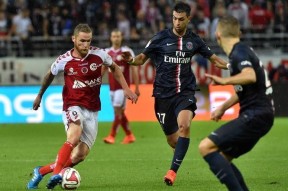 欧超杯转会期再迎强敌；托特纳姆止住颓势；主帅态度：态度坚定；赛程密集仍需轮换的简单介绍