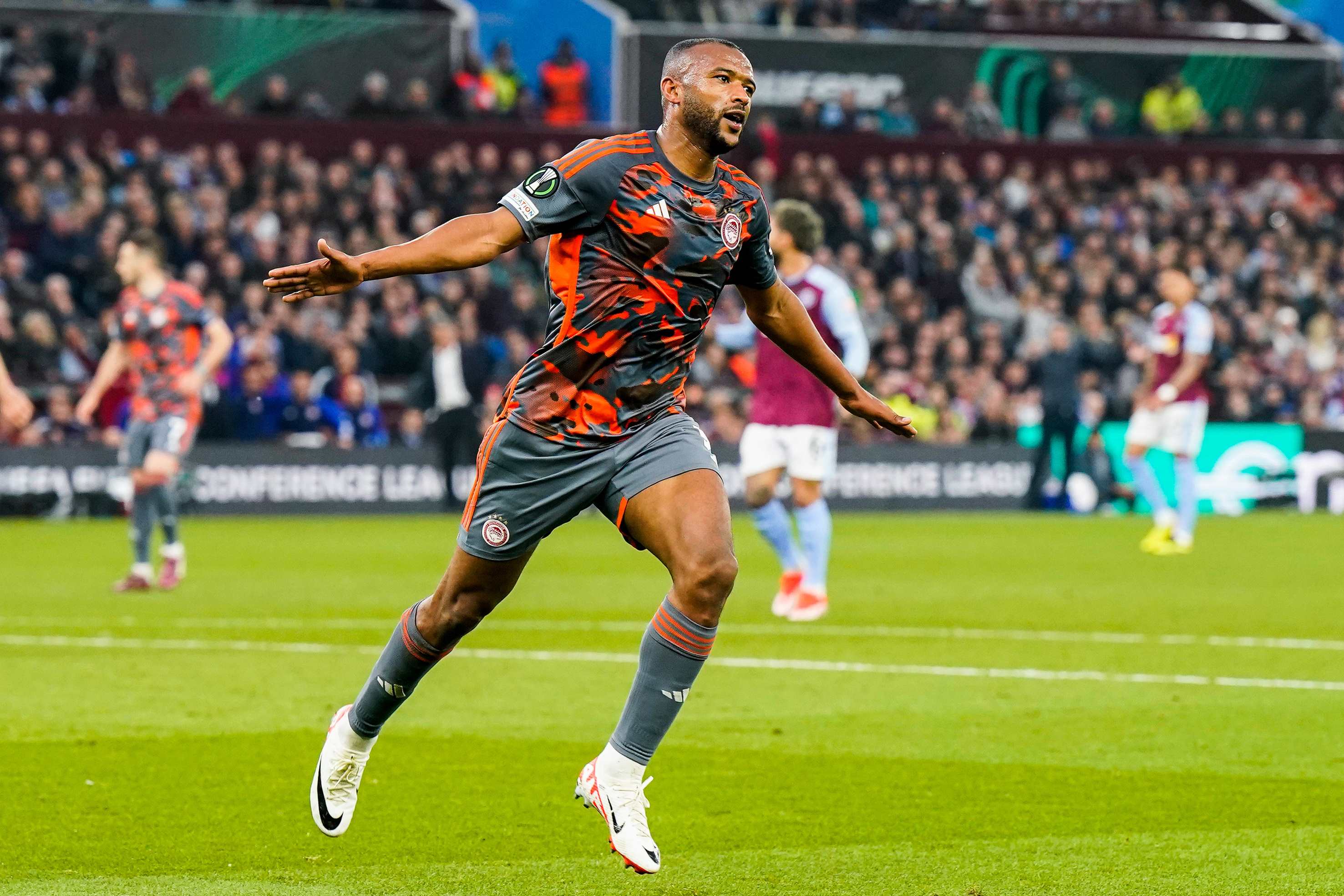 阿斯顿维拉迎欧联关键赛，今夜门线救险，震撼外界，年轻球员得到机会的简单介绍